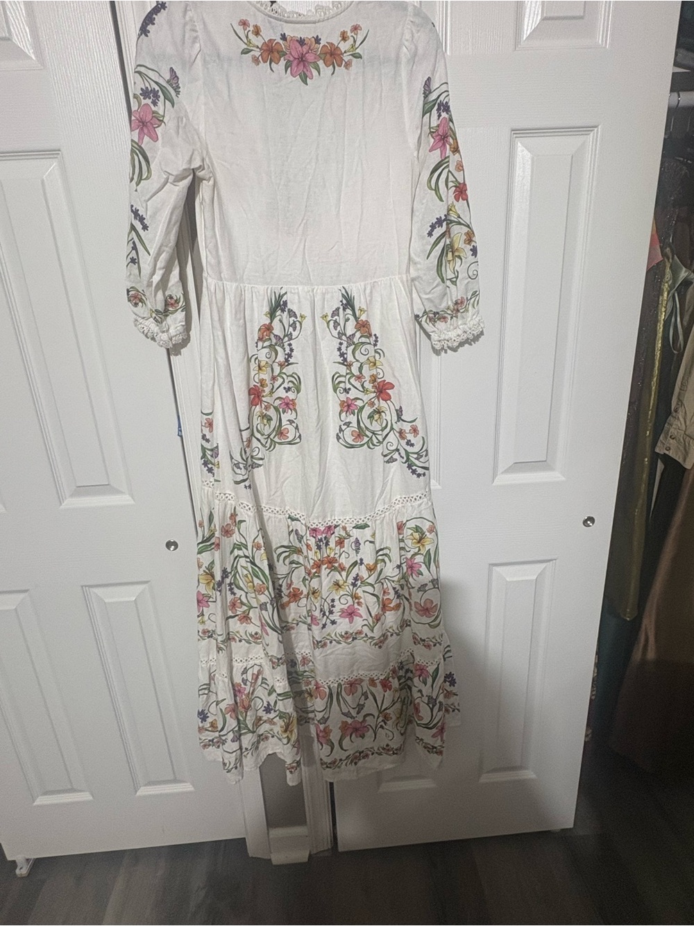 FARM Rio White Maxi Dress with Multicolor Floral Embroidery - Picture 3 of 11